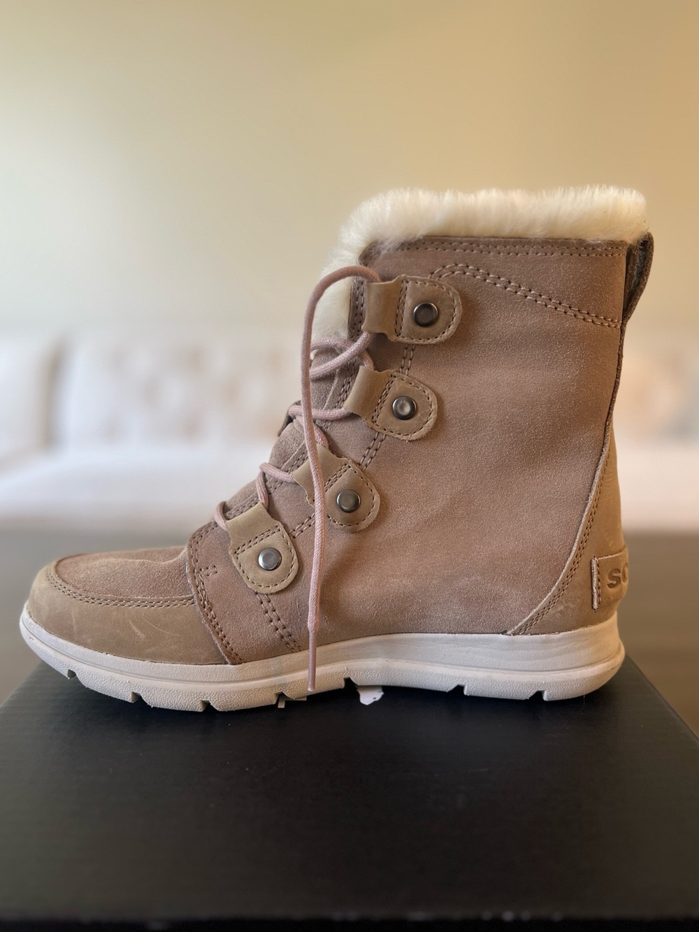 SOREL Joan Explorer Waterproof Insulated Cold Weather Winter Snow Boots - Picture 9 of 13